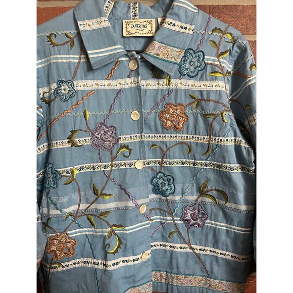 Tantrums | Light Blue Floral Embroidered Shacket - Picture 4 of 5